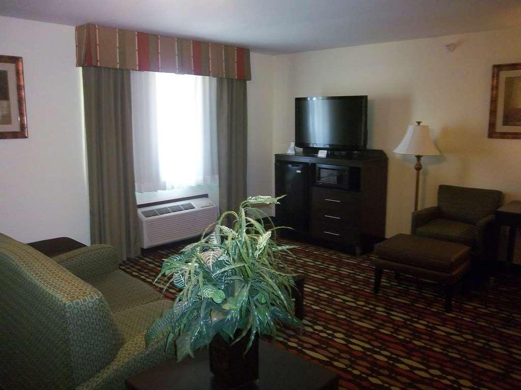 Best Western Greentree Inn & Suites Moore Pokój zdjęcie